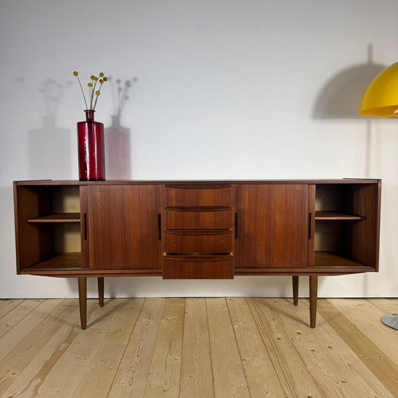 sideboard vintage completo ante scorrevoli e cassetti aperti