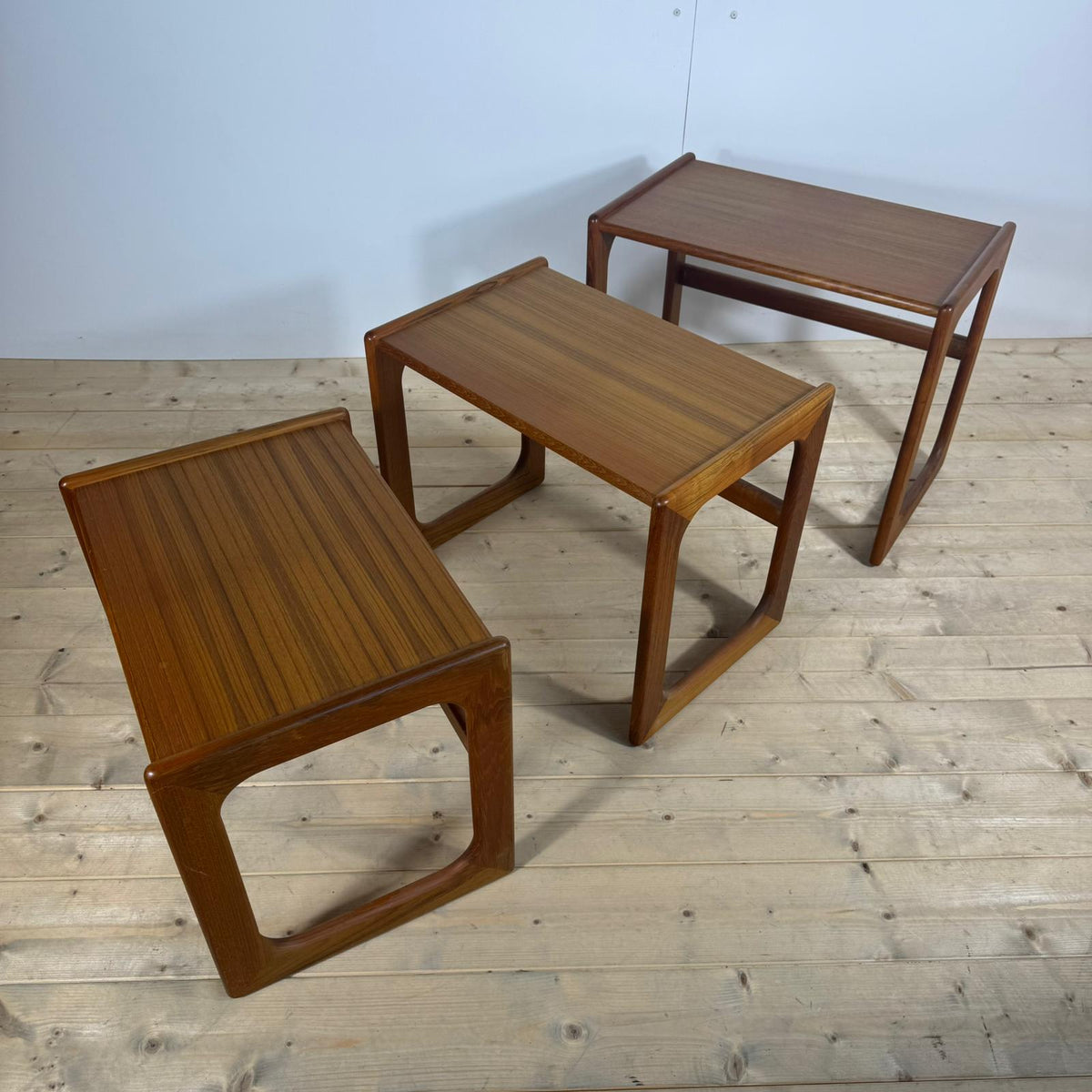 tavolino laterale teak design minimalista