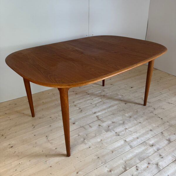 Tavolo da pranzo in teak, Danimarca anni ’60