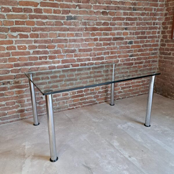 tavolo iconico design italiano anni sessanta