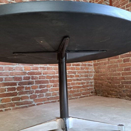 tavolo rotondo eames vitra alluminio laccato nero