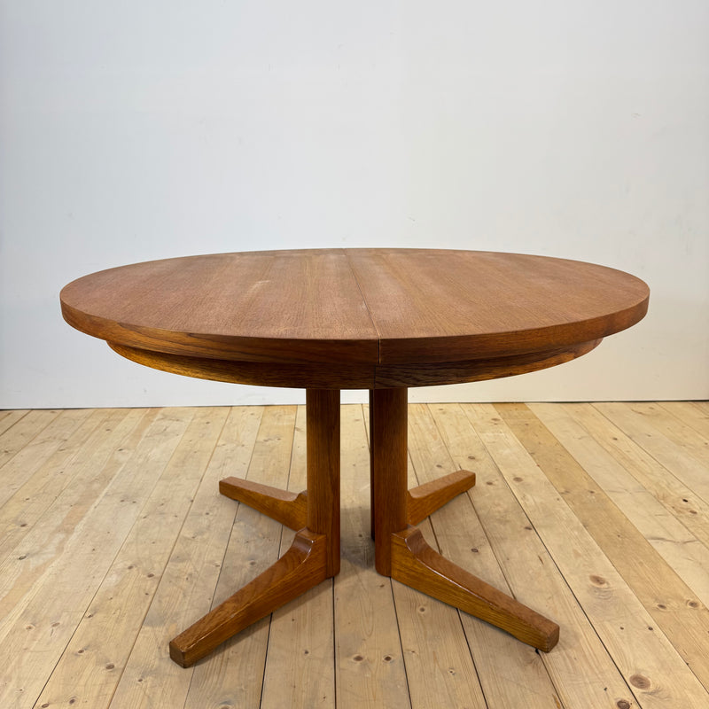 Tavolo da pranzo rotondo allungabile in teak, Danimarca 1960